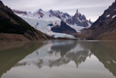 Cerro Torre spiegelt sich in Laguna Torre.