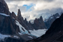 Felsen und Eis hinter Cerro Torre