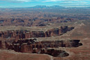 Blick zum Needles District und Abajo Mountains