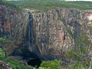 Wallaman Falls, wegen langer Trockenheit nur ein Rinnsal